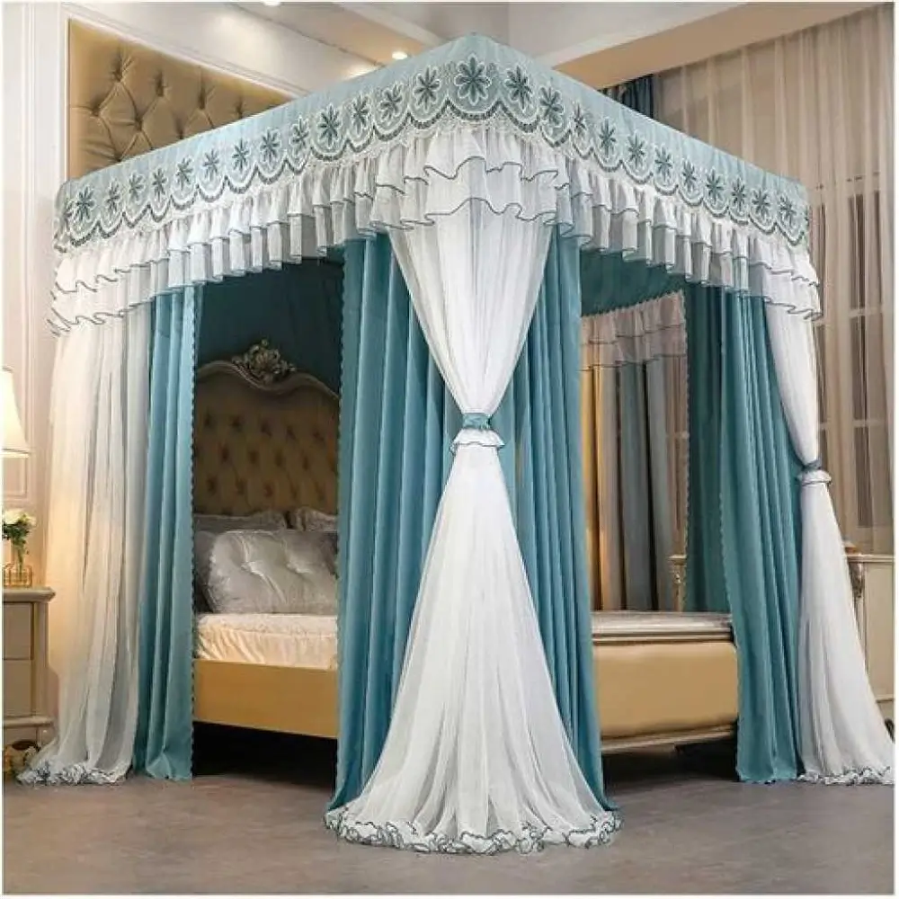 Bed With Curtains