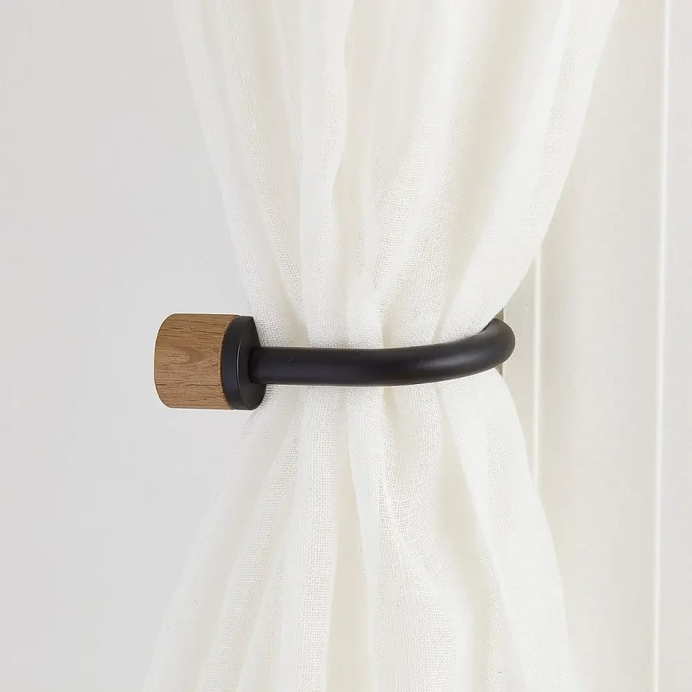 Curtain Accessories