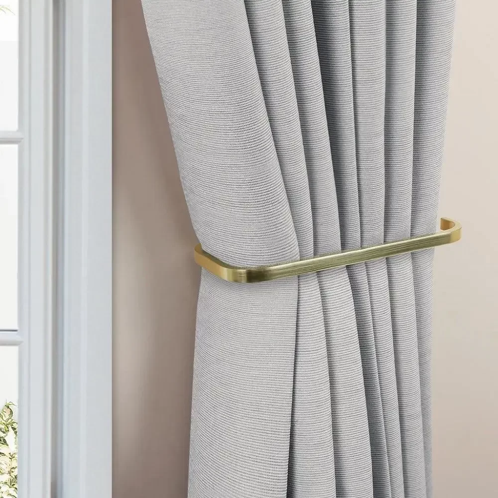 curtain holders