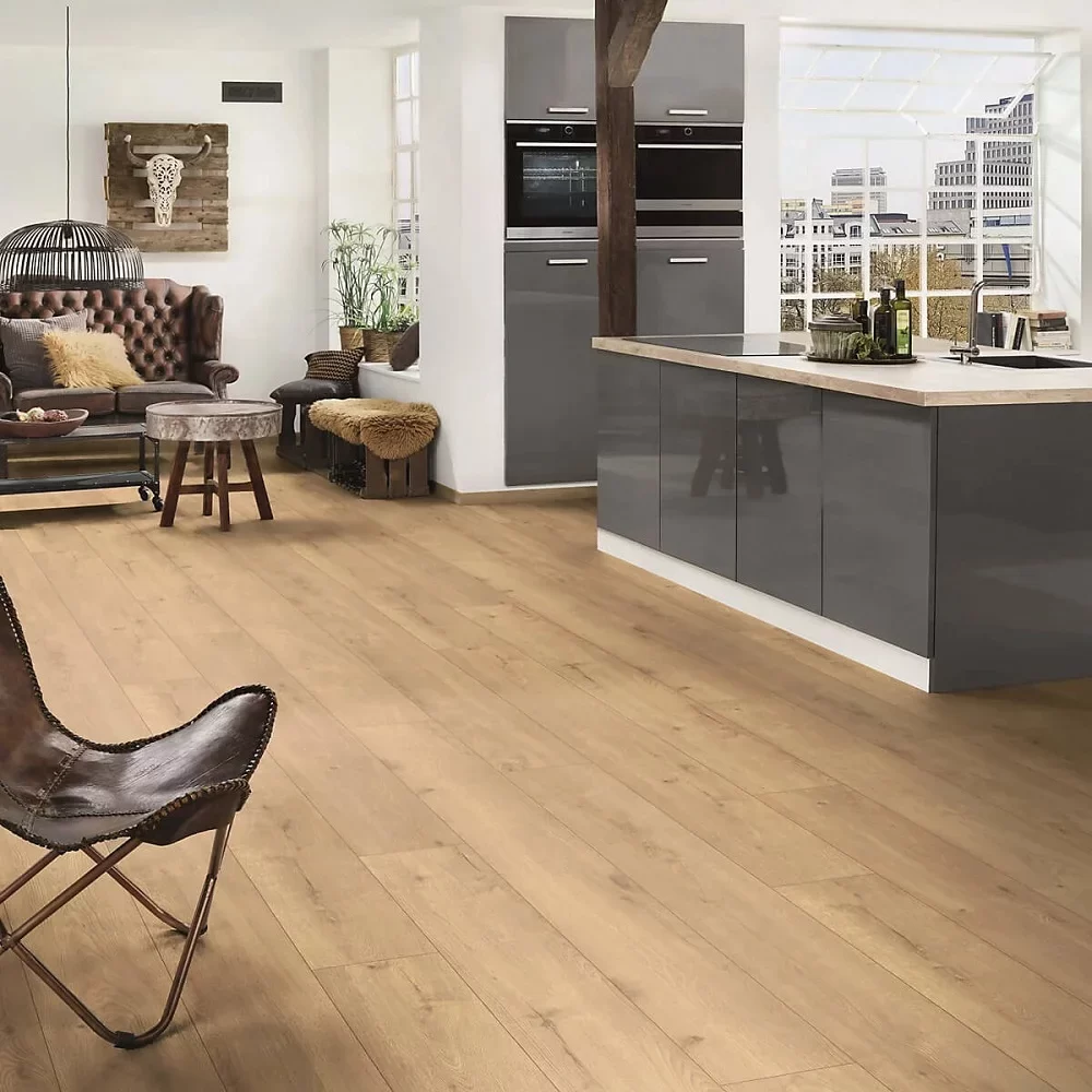 Oak Effect Laminate Flooring